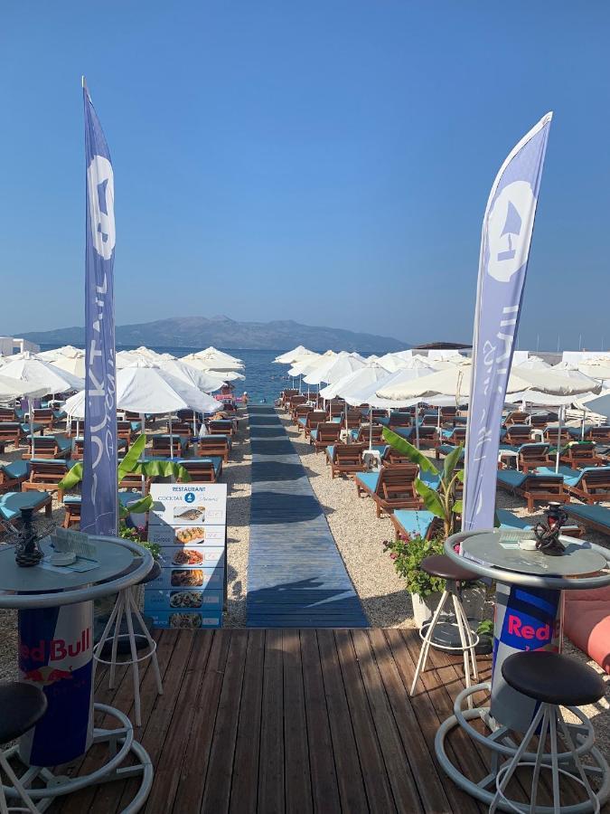 Cocktail & Dreams - Beach Hotel Sarandë Eksteriør billede